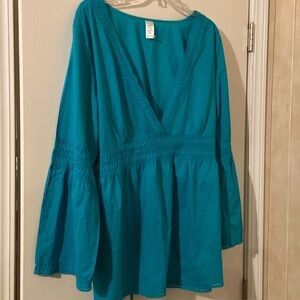 Lady 2x/2T Teal Green blouse ties in the back with trim v neck